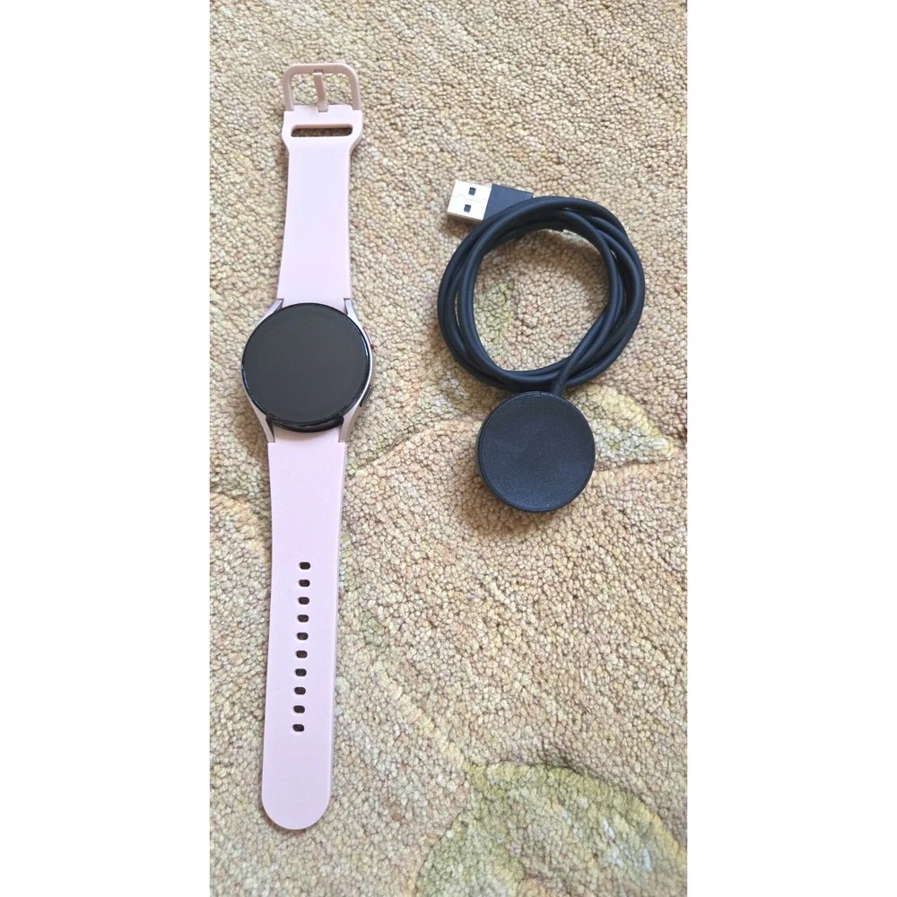 Samsung Galaxy Watch 5 Pink Silicone Band 40mm Sapphire Crystal SM-R900